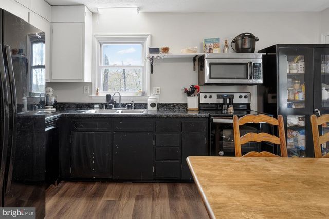 205 MONUMENT RD, Locust Grove, VA 22508