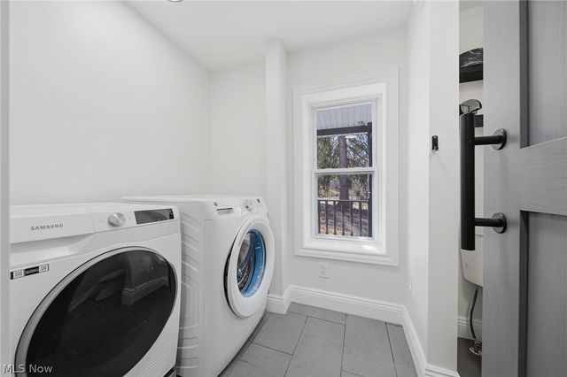 6097 Reno Drive, Louisville, OH 44641