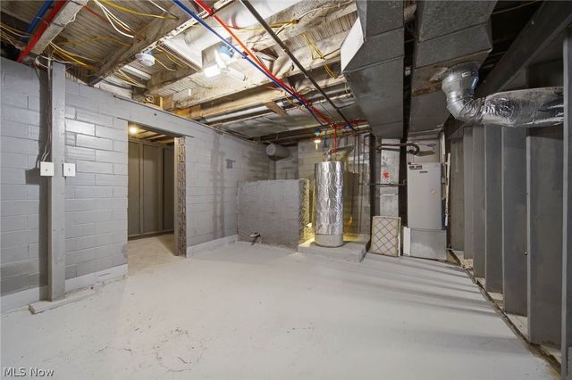 6097 Reno Drive, Louisville, OH 44641