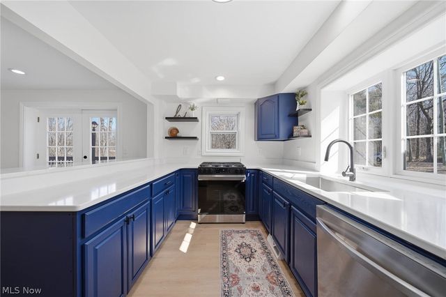 6097 Reno Drive, Louisville, OH 44641