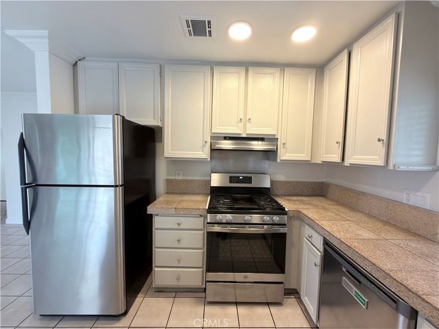 7120 Idyllwild Lane, Riverside, CA 92503