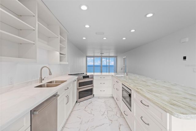 555 THE ESPLANADE N 1003, Venice, FL 34285