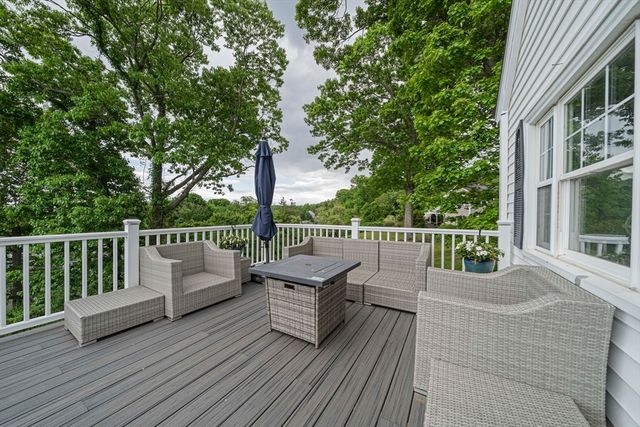 11 Boles Rd, Marshfield, MA 02050