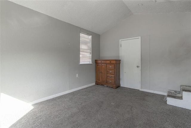 1021 S Holly Lane, Oklahoma City, OK 73110