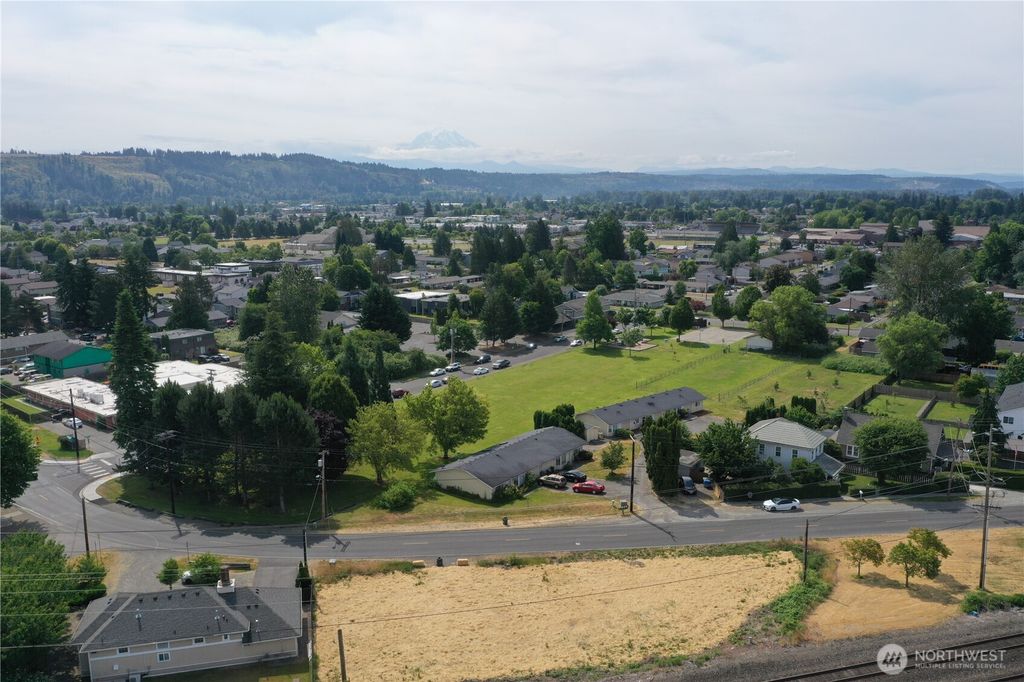 1730 Wood Avenue, Sumner, WA 98390
