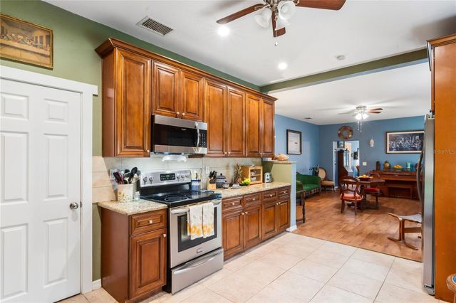 6202 STAFFORD ROAD, Plant City, FL 33565