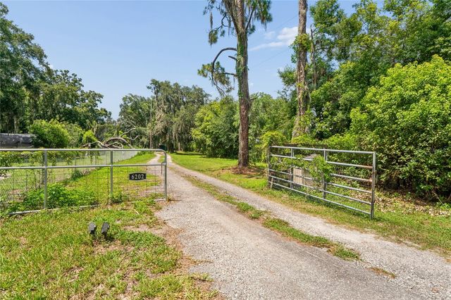 6202 STAFFORD ROAD, Plant City, FL 33565