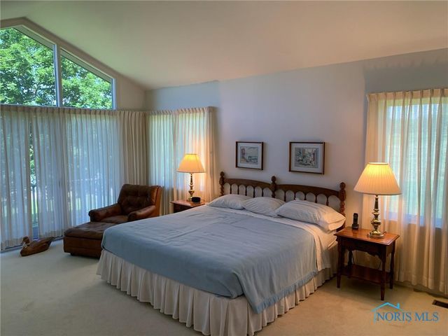 202 Belfast Lane, Bryan, OH 43506