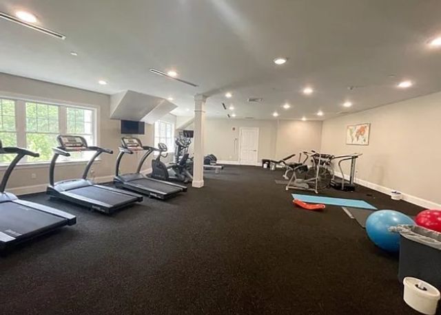 8 Island Court 407, Easton, MA 02375