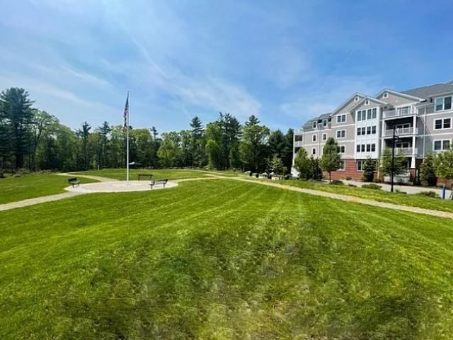 8 Island Court 407, Easton, MA 02375