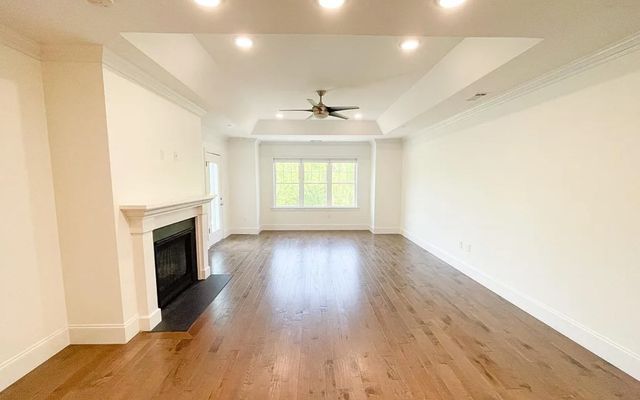 8 Island Court 407, Easton, MA 02375