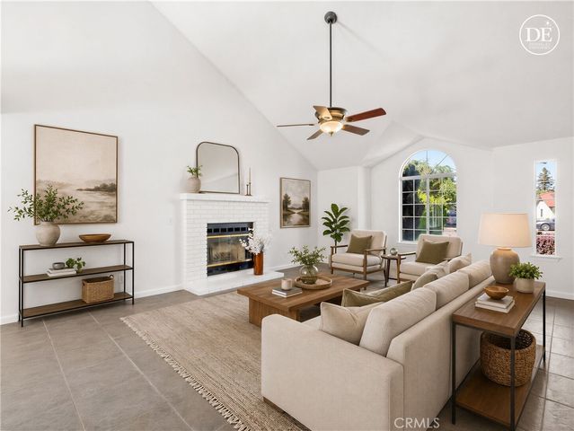 1631 E Deyoung, Fresno, CA 93720
