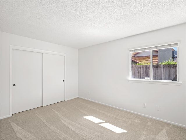 1631 E Deyoung, Fresno, CA 93720
