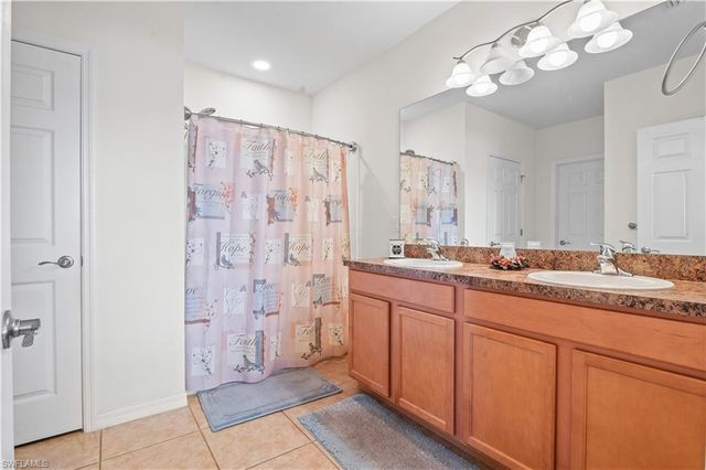 3118 Apple Blossom DR, Alva, FL 33920