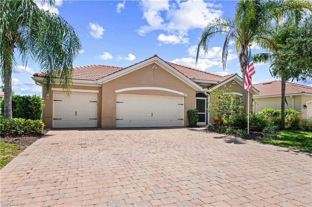 3118 Apple Blossom DR, Alva, FL 33920