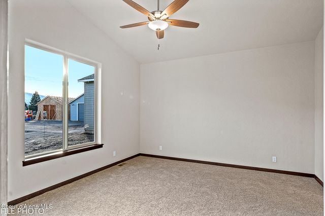 4452 E Davin DR, Post Falls, ID 83854