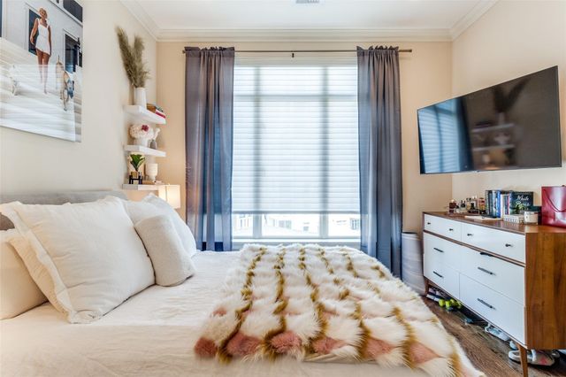 2525 N PEARL Street 1106, Dallas, TX 75201