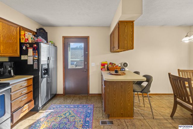 7636 Serum Avenue, Ralston, NE 68127