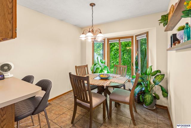 7636 Serum Avenue, Ralston, NE 68127