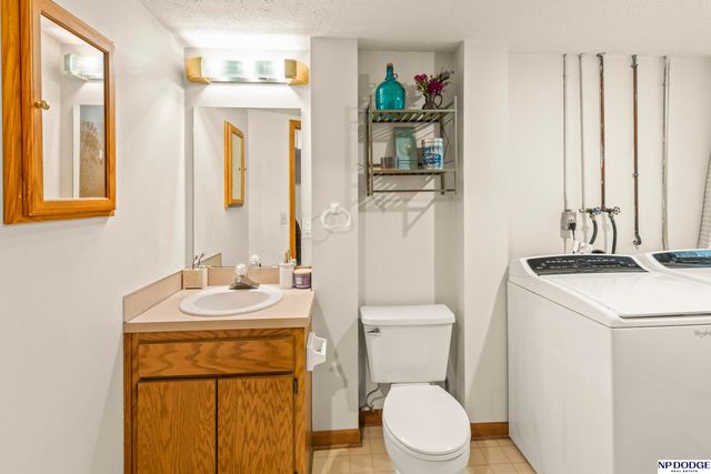 7636 Serum Avenue, Ralston, NE 68127