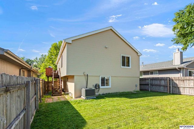 7636 Serum Avenue, Ralston, NE 68127