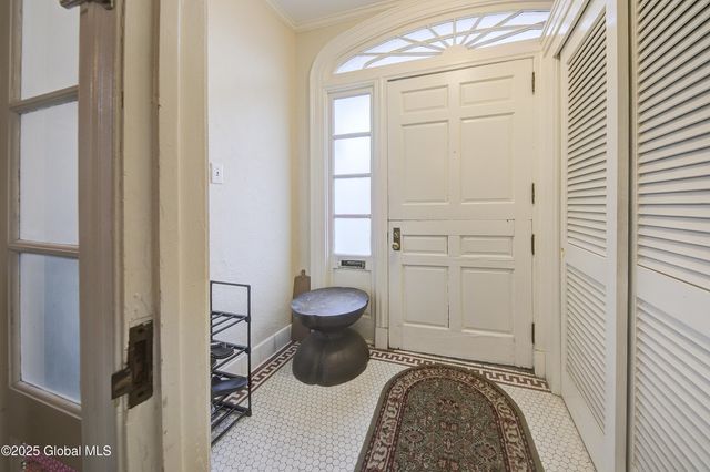 1561-1563 Union Street, Schenectady, NY 12301