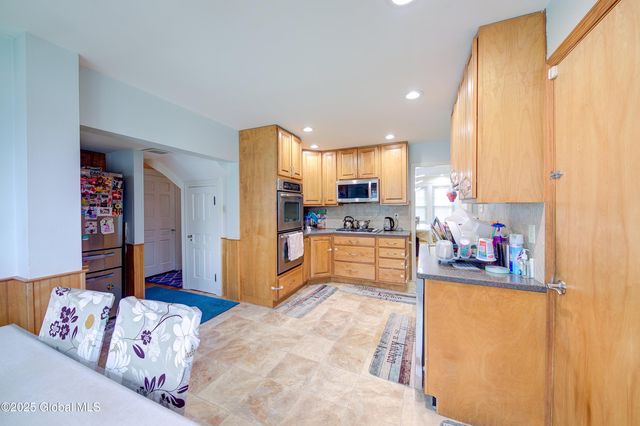 1561-1563 Union Street, Schenectady, NY 12301