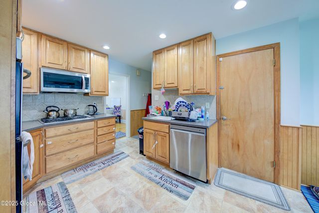 1561-1563 Union Street, Schenectady, NY 12301