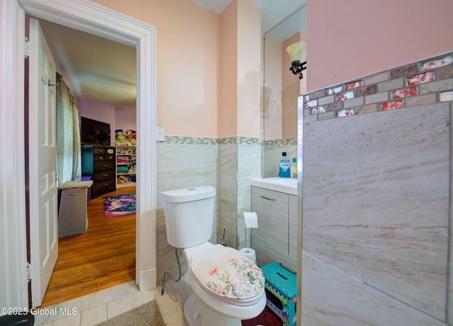 1561-1563 Union Street, Schenectady, NY 12301