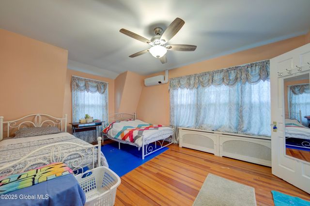 1561-1563 Union Street, Schenectady, NY 12301