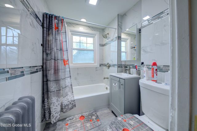 1561-1563 Union Street, Schenectady, NY 12301