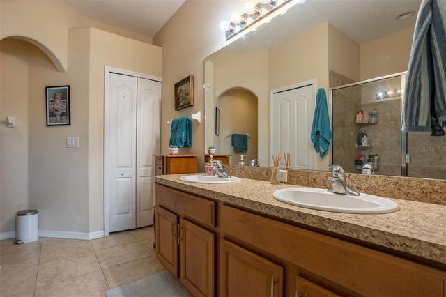 905 PARKER DEN DRIVE, Ruskin, FL 33570