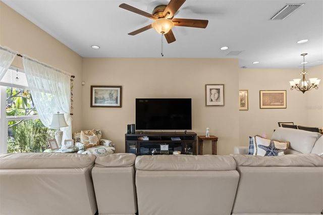 905 PARKER DEN DRIVE, Ruskin, FL 33570