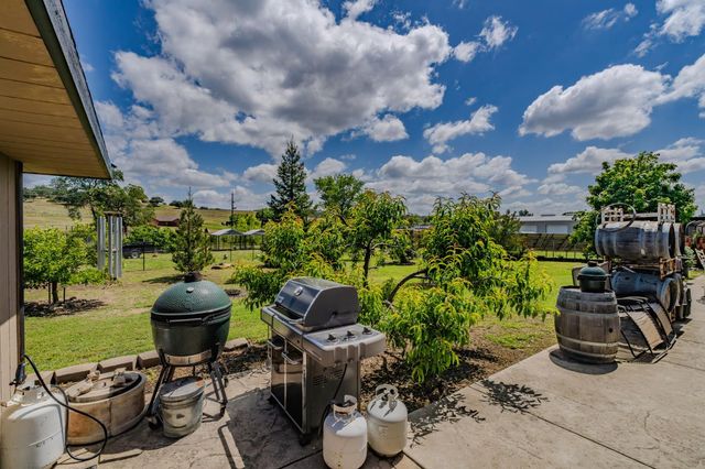 3543 Berkesey, Valley Springs, CA 95252