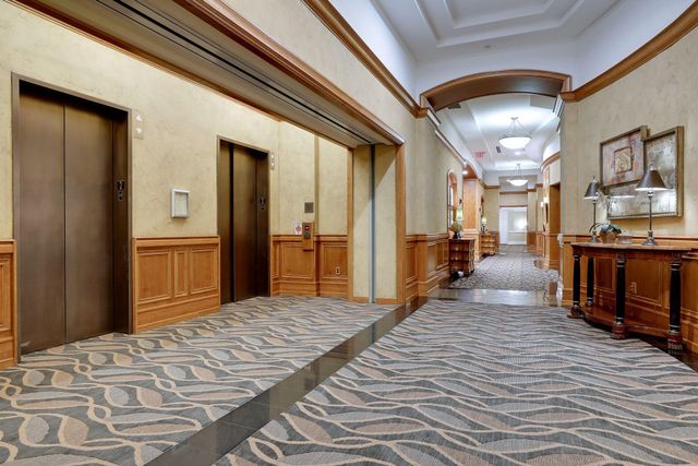 500 E Grant Street 1706, Minneapolis, MN 55404