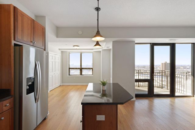 500 E Grant Street 1706, Minneapolis, MN 55404