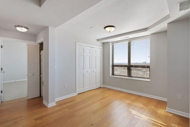 500 E Grant Street 1706, Minneapolis, MN 55404