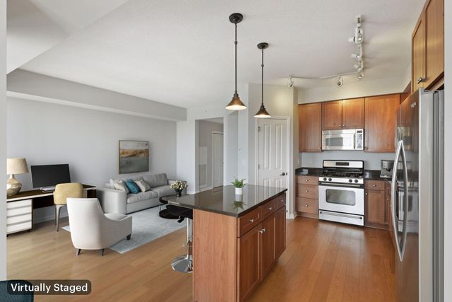 500 E Grant Street 1706, Minneapolis, MN 55404