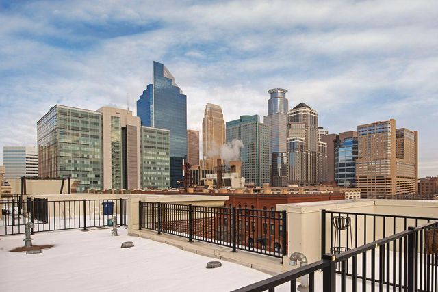 500 E Grant Street 1706, Minneapolis, MN 55404