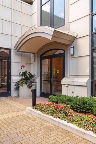 500 E Grant Street 1706, Minneapolis, MN 55404