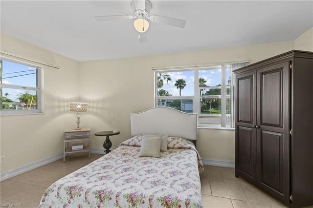 4156 Country Club BLVD, Cape Coral, FL 33904