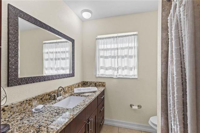 4156 Country Club BLVD, Cape Coral, FL 33904