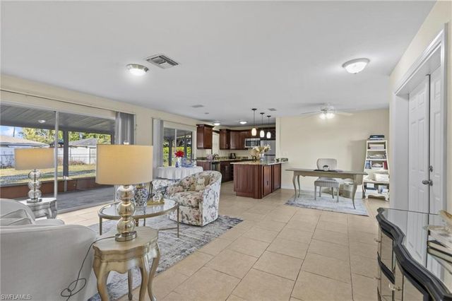 4156 Country Club BLVD, Cape Coral, FL 33904