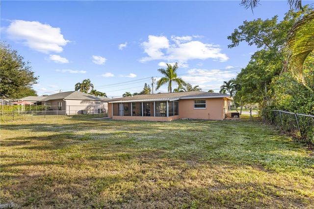 4156 Country Club BLVD, Cape Coral, FL 33904