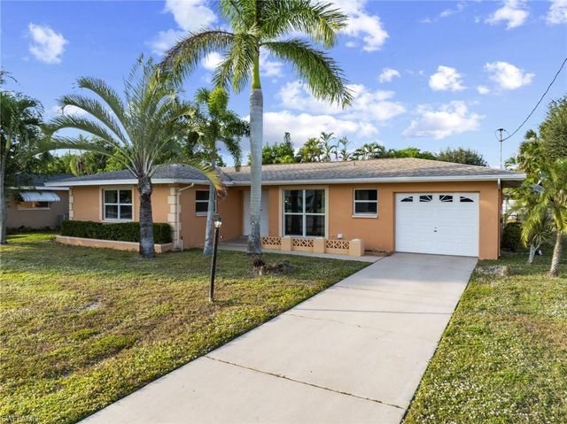 4156 Country Club BLVD, Cape Coral, FL 33904