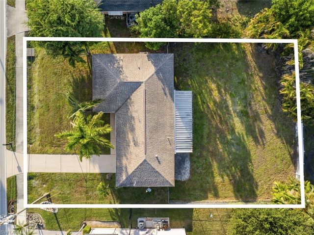 4156 Country Club BLVD, Cape Coral, FL 33904