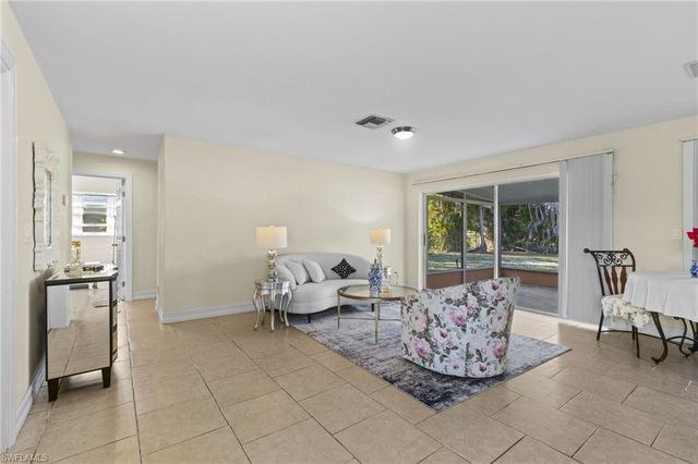 4156 Country Club BLVD, Cape Coral, FL 33904