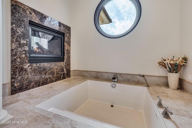 102 Anna Lake Lane, Cary, NC 27513