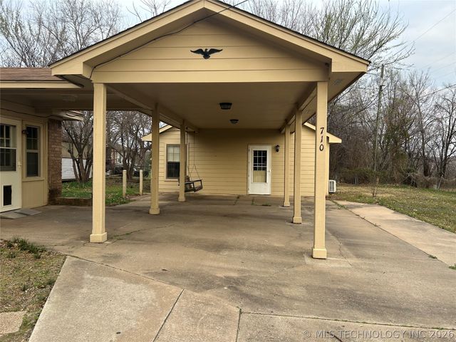 710 Cavalry Street, Fort Gibson, OK 74434