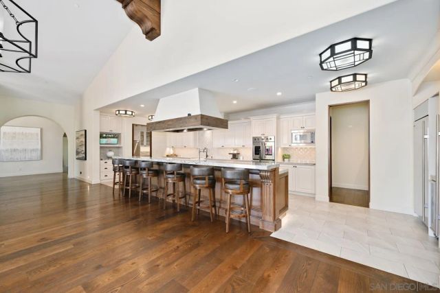 7031 Las Colinas, Rancho Santa Fe, CA 92067